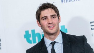 Steven R. McQueen 275548