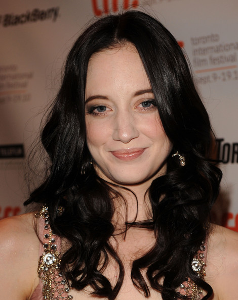 Andrea Riseborough - Görsel 18 - TurkceAltyazi.org