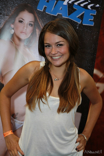 Allie Haze Görsel 15 