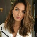 Sarah Lahbati