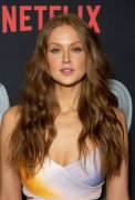 Maggie Geha 484430