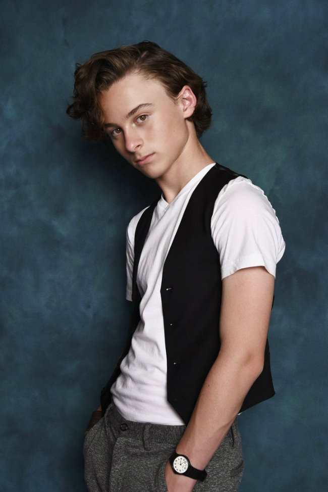 Wyatt Oleff