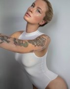 Ireland Baldwin 479519