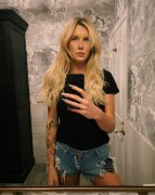 Ireland Baldwin 479518