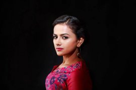 Shraddha Srinath 320695