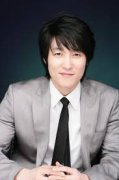 Shim Hyung Tak 302907