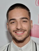 Maluma 554674